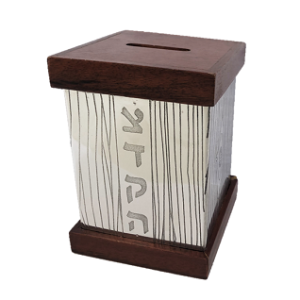 Pushka in wood and metal